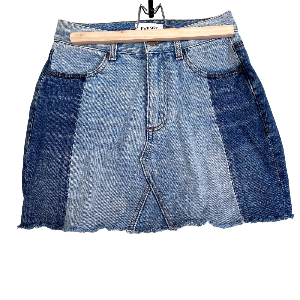 Evidnt Tammy Denim Two Toned Raw Hem Mini Skirt Blue Size 26 - Picture 5 of 14